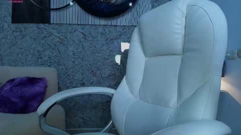 Snapshot of octavia_rouse chatting on 02/05/26, 07:29 independent model online show from 02/05/26, 07:29