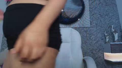 Snapshot of octavia_rouse chatting on 02/14/26, 01:35 independent model online show from 02/14/26, 01:35