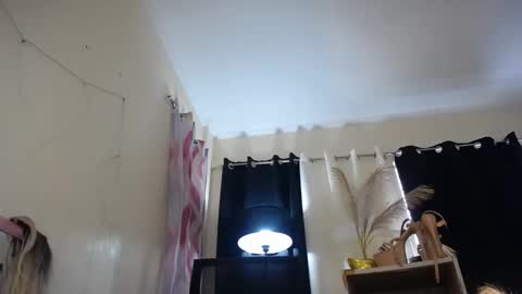 Snapshot of octaviayuki chatting on 01/04/25, 03:18 Kyla online show from 01/04/25, 03:18