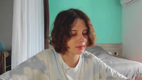 Snapshot of octopussy69x chatting on 01/04/25, 07:34 Evie online show from 01/04/25, 07:34