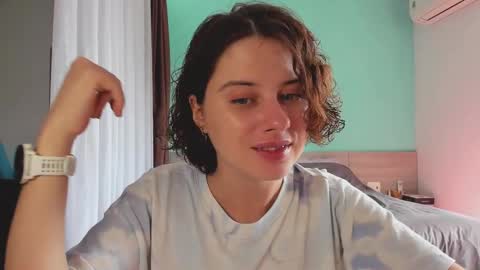 Snapshot of octopussy69x chatting on 01/05/25, 06:56 Evie online show from 01/05/25, 06:56