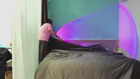 Snapshot of octopussy69x chatting on 01/06/25, 01:52 Evie online show from 01/06/25, 01:52