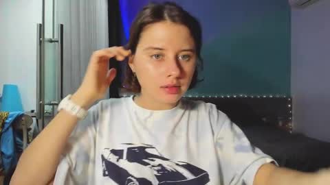 Snapshot of octopussy69x chatting on 01/12/25, 03:25 Evie online show from 01/12/25, 03:25