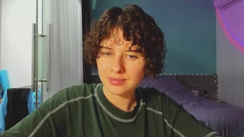 Snapshot of octopussy69x chatting on 01/23/25, 01:35 Evie online show from 01/23/25, 01:35