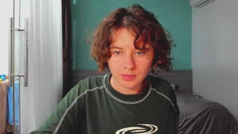 Snapshot of octopussy69x chatting on 02/09/25, 01:25 Evie online show from 02/09/25, 01:25