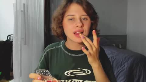 Snapshot of octopussy69x chatting on 03/08/25, 01:36 Evie online show from 03/08/25, 01:36