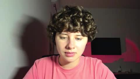 Snapshot of octopussy69x chatting on 02/21/26, 03:02 Evie online show from 02/21/26, 03:02