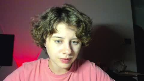 Evie online show from 04/06/26, 05:03