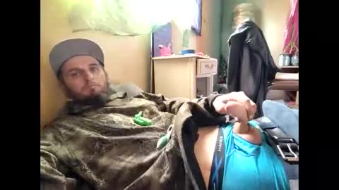 Snapshot of oddjuggla chatting on 11/18/25, 06:45 oddjuggla online show from 11/18/25, 06:45