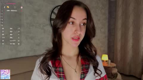 Snapshot of odelynahayne chatting on 02/23/26, 04:10 Elisa online show from 02/23/26, 04:10