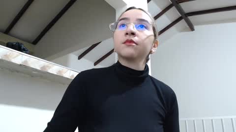 Snapshot of odette_brigh_ chatting on 01/29/25, 01:48 Val online show from 01/29/25, 01:48