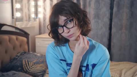 Thea online show from 01/06/26, 06:17