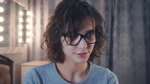 Thea online show from 01/07/26, 05:43