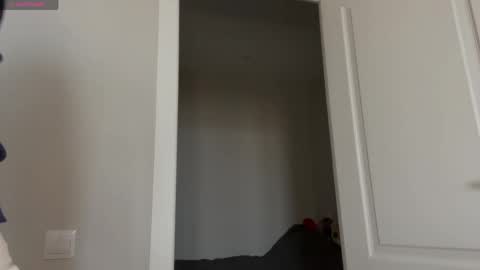 Thea online show from 04/05/26, 04:31