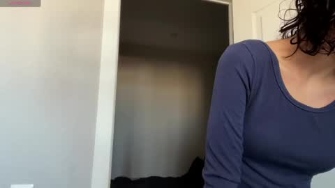 Thea online show from 05/10/26, 04:28