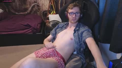 Snapshot of odinsclone chatting on 09/23/25, 05:38 odin yes thats my real name online show from 09/23/25, 05:38