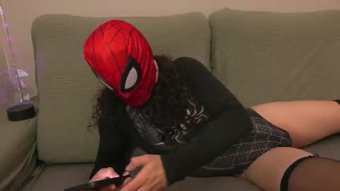 Offelie online show from 11/05/25, 09:42