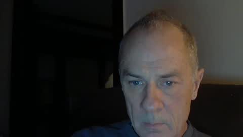 Snapshot of office_slr chatting on 12/27/24, 12:50 Officer online show from 12/27/24, 12:50