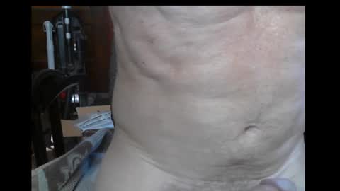 Snapshot of office_slr chatting on 09/14/25, 01:43 Officer online show from 09/14/25, 01:43