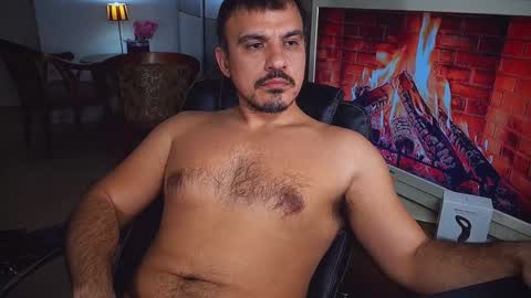 Snapshot of officeman7 chatting on 12/07/24, 08:49 officeman7 online show from 12/07/24, 08:49