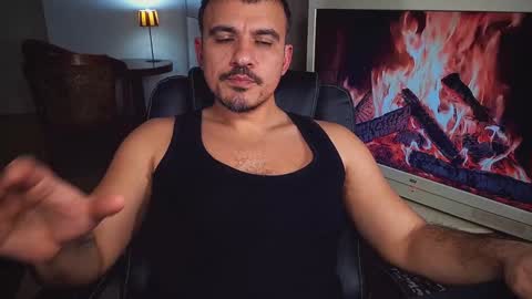 Snapshot of officeman7 chatting on 01/20/25, 05:16 officeman7 online show from 01/20/25, 05:16