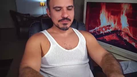 Snapshot of officeman7 chatting on 02/09/25, 07:09 officeman7 online show from 02/09/25, 07:09