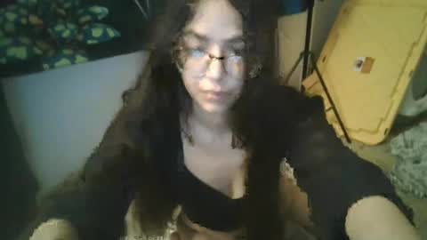 Snapshot of officiallysweetmarie chatting on 07/23/26, 09:18 officiallysweetmarie online show from 07/23/26, 09:18