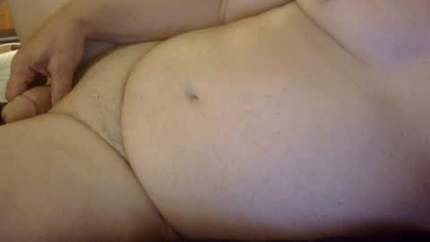 Snapshot of offsides10 chatting on 06/13/26, 12:52 WantsToTryACouple online show from 06/13/26, 12:52