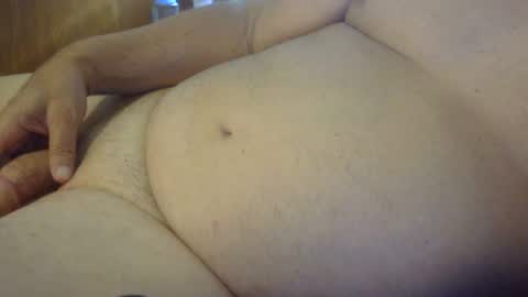 Snapshot of offsides10 chatting on 07/22/26, 04:32 WantsToTryACouple online show from 07/22/26, 04:32