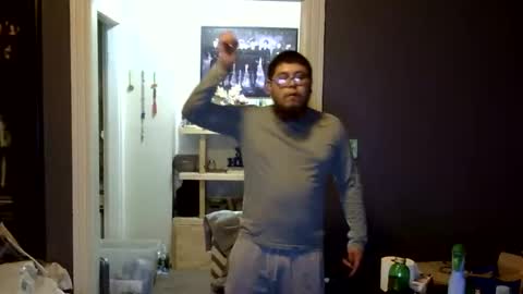 oscar flores online show from 05/04/26, 02:18