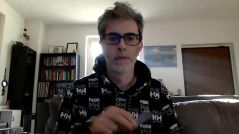 Snapshot of oggs48 chatting on 12/02/24, 12:18 oggs48 online show from 12/02/24, 12:18