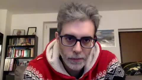 Snapshot of oggs48 chatting on 01/11/25, 12:01 oggs48 online show from 01/11/25, 12:01