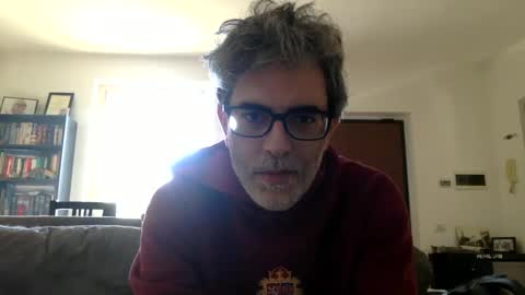 Snapshot of oggs48 chatting on 03/08/25, 03:02 oggs48 online show from 03/08/25, 03:02