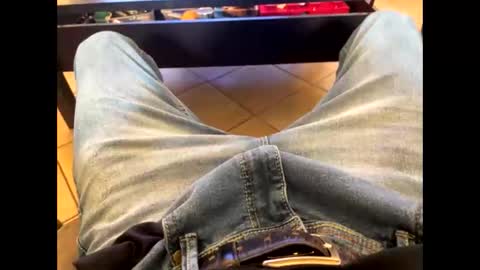 Snapshot of oggs48 chatting on 10/14/25, 12:50 oggs48 online show from 10/14/25, 12:50