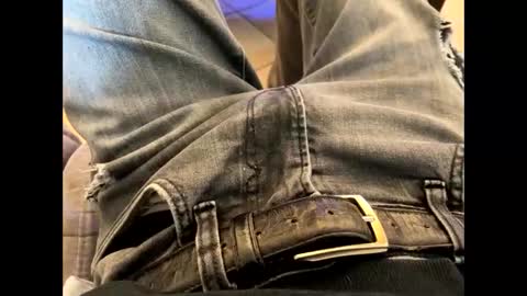 Snapshot of oggs48 chatting on 10/19/25, 11:22 oggs48 online show from 10/19/25, 11:22