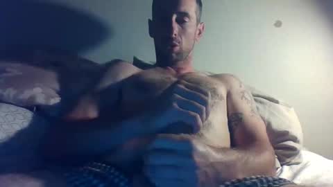 oghombre online show from 10/19/25, 04:24