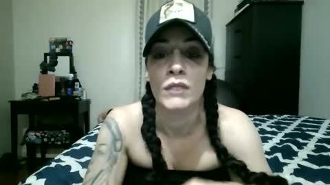 Lit en Cama online show from 12/19/25, 04:52