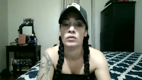 Lit en Cama online show from 01/06/26, 05:00