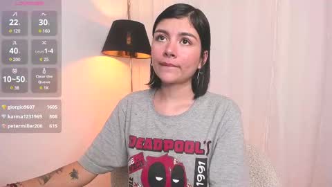 Snapshot of oh__holly chatting on 02/25/25, 12:25 Holly online show from 02/25/25, 12:25