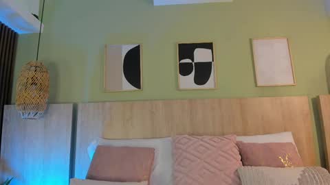 Holly online show from 04/10/26, 11:15