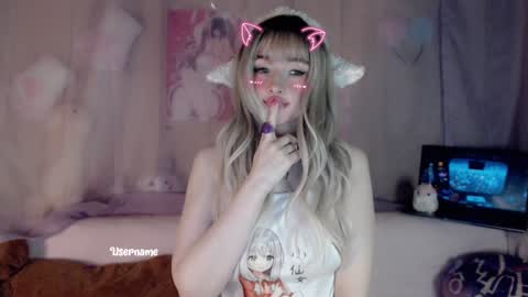 Snapshot of oh_pichuu chatting on 01/20/25, 04:43 Milly online show from 01/20/25, 04:43