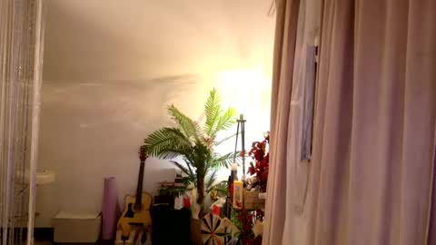 Snapshot of oh_who_is_she chatting on 07/20/26, 01:09 Oh who is she online show from 07/20/26, 01:09
