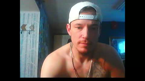 Snapshot of oh_you_know69 chatting on 01/06/25, 09:43 who dares  toss me some  tips lets have fun online show from 01/06/25, 09:43