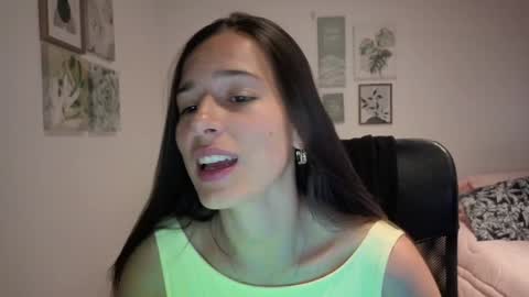 ohanna_ online show from 02/05/26, 10:36