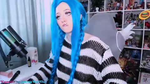 Clementine  Clem  online show from 03/03/26, 08:09