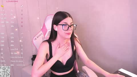 KAYA. online Tu We Th Fr Sa 0100AM - 0800AM Time zone of Germany Munich online show from 04/10/26, 02:06