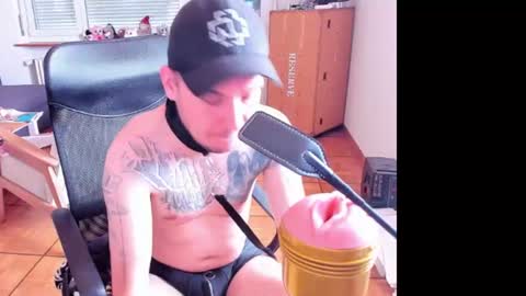 Chris online show from 07/20/26, 07:44