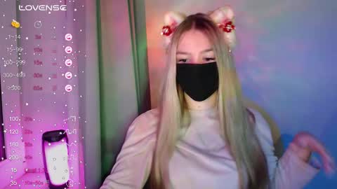 Snapshot of ohiko4545 chatting on 11/08/25, 07:01 katarina online show from 11/08/25, 07:01