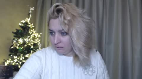 Snapshot of ohsweetiren chatting on 12/30/24, 09:59 Iren online show from 12/30/24, 09:59