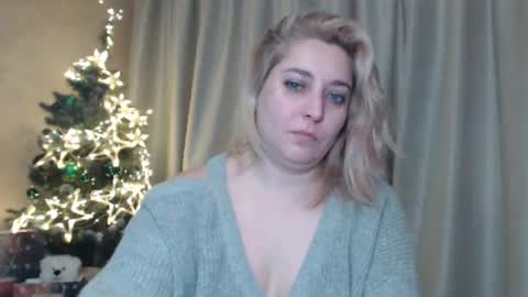 Snapshot of ohsweetiren chatting on 01/04/25, 10:16 Iren online show from 01/04/25, 10:16